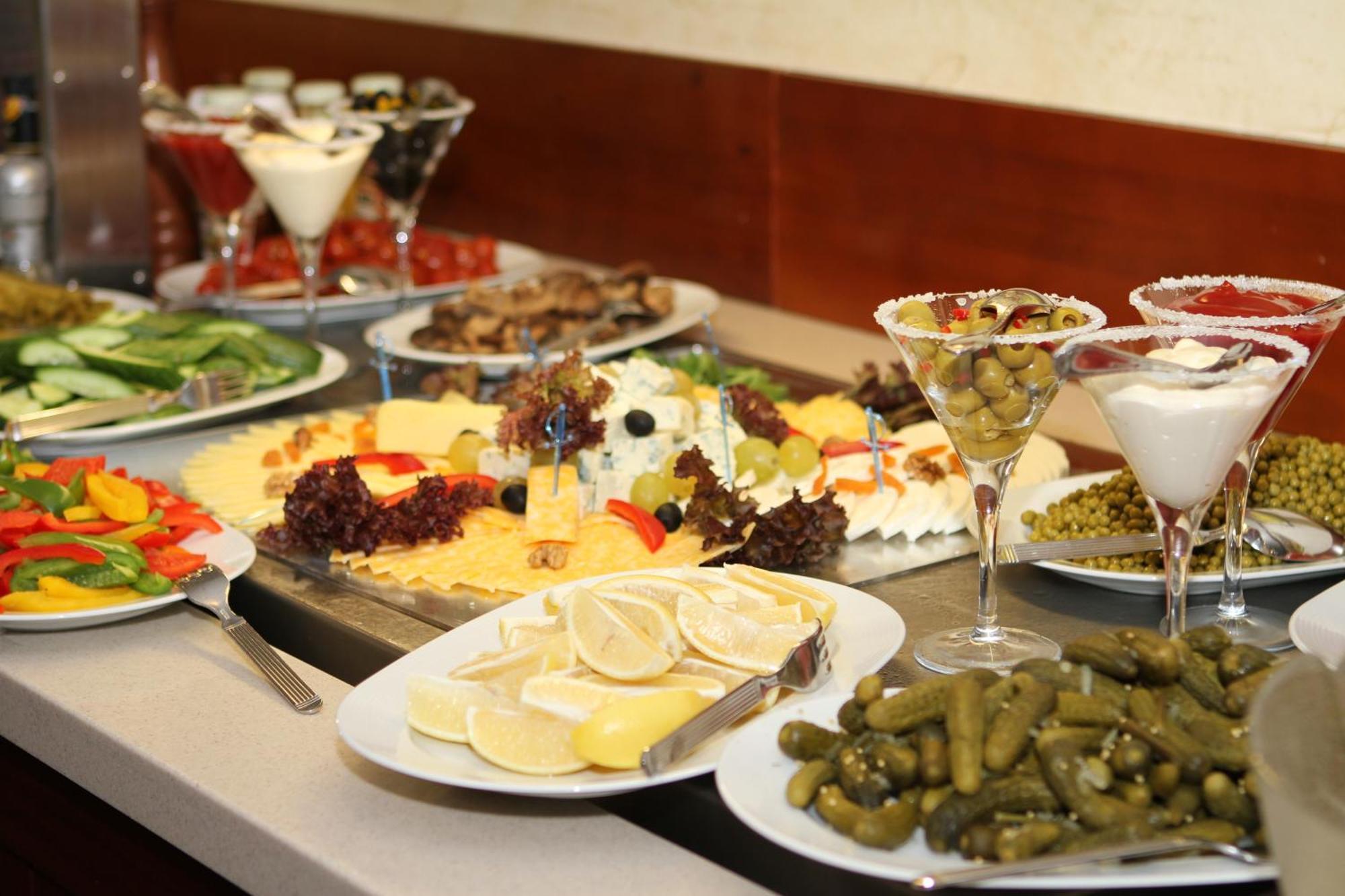 Atyrau Dastan Hotel 외부 사진