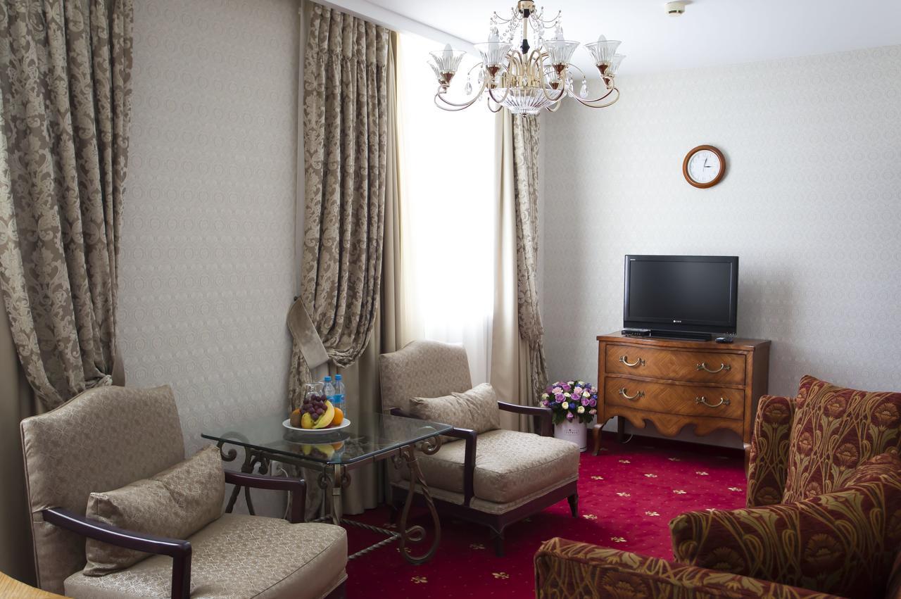 Atyrau Dastan Hotel 외부 사진