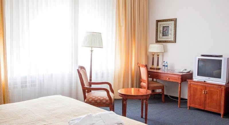 Atyrau Dastan Hotel 외부 사진