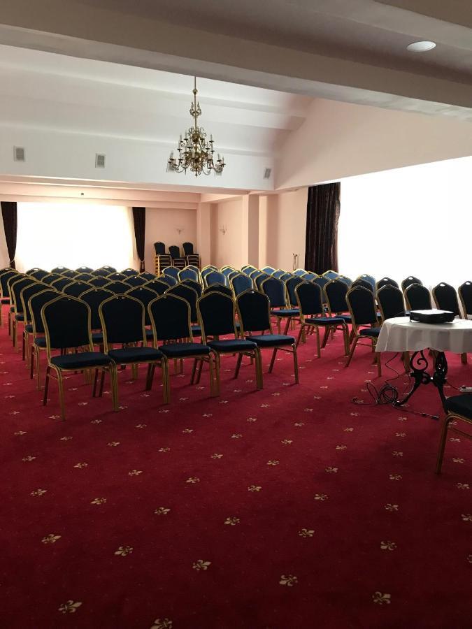 Atyrau Dastan Hotel 외부 사진